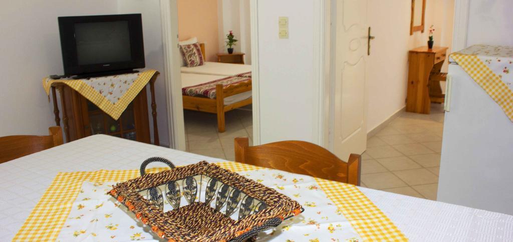Mersina Apartments Keri Ngoại thất bức ảnh