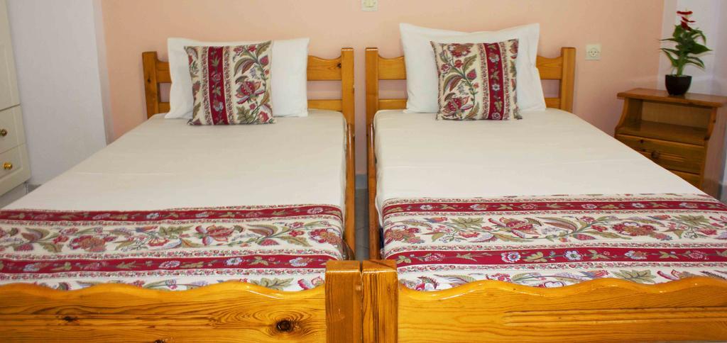 Mersina Apartments Keri Ngoại thất bức ảnh